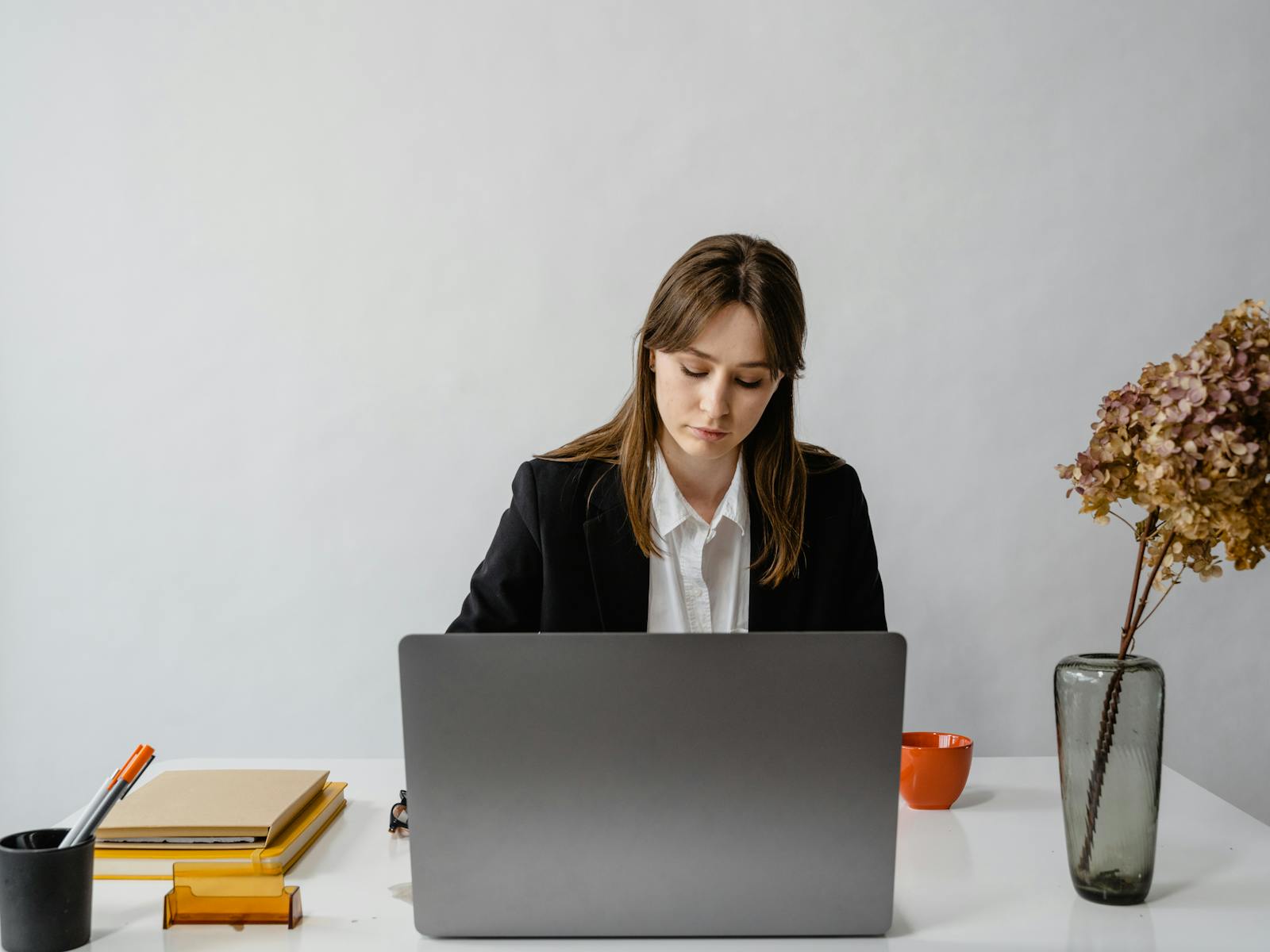 Работа с документами и согласованием условий